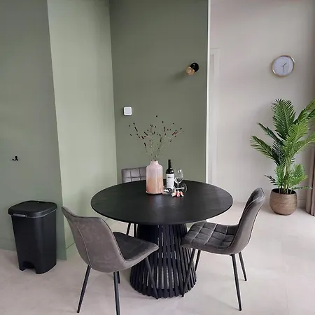 Сasa de vacaciones Comfort 02 Met Jacuzzi