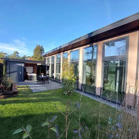 Comfort 02 Met Jacuzzi