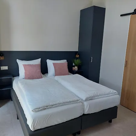 Comfort 02 Met Jacuzzi Сasa de vacaciones Putten
