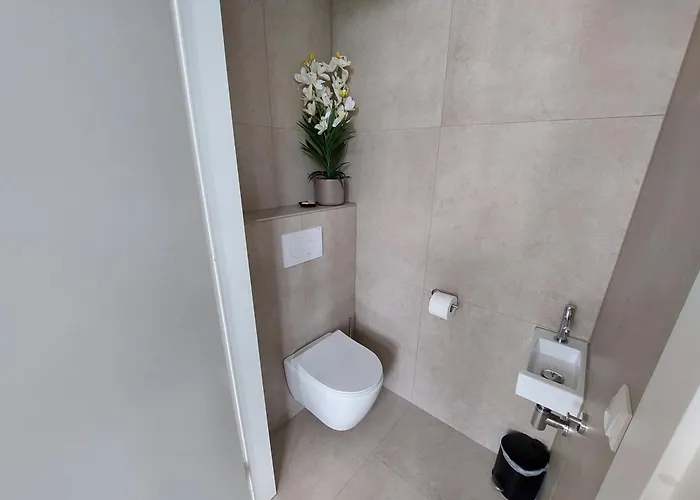 Comfort 02 Met Jacuzzi Сasa de vacaciones *